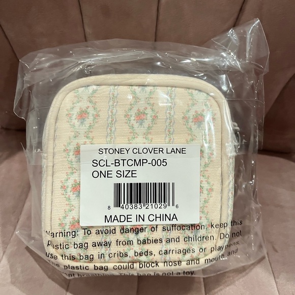 NWT Stoney Clover Lane Mini Floral Pouch with Rose - Picture 4 of 4